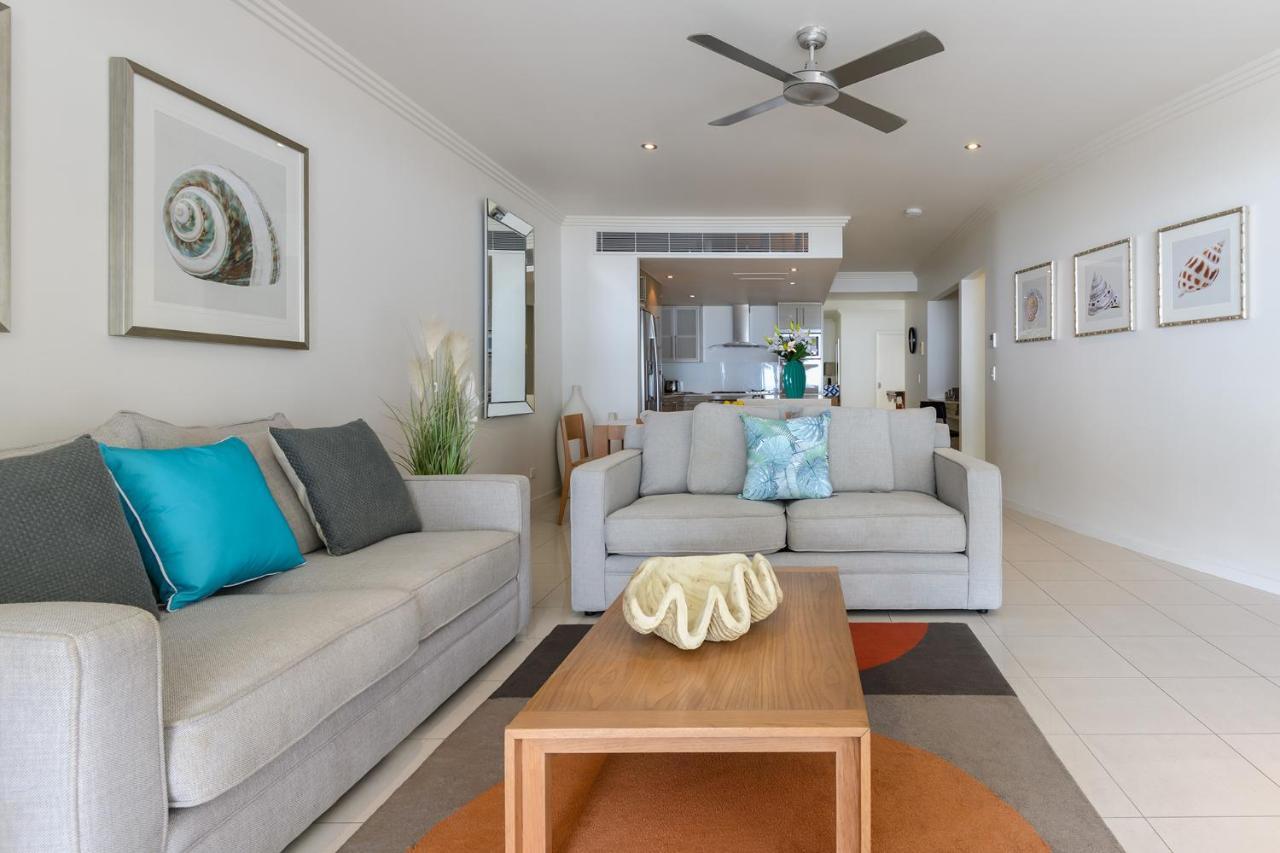 Island Views Beachfront Apartments Palm Cove Extérieur photo