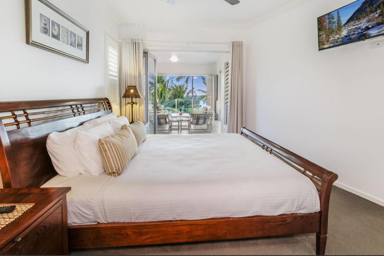 Island Views Beachfront Apartments Palm Cove Extérieur photo
